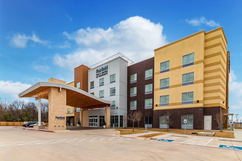 fairfield inn and suites by marriott gainesville i 35