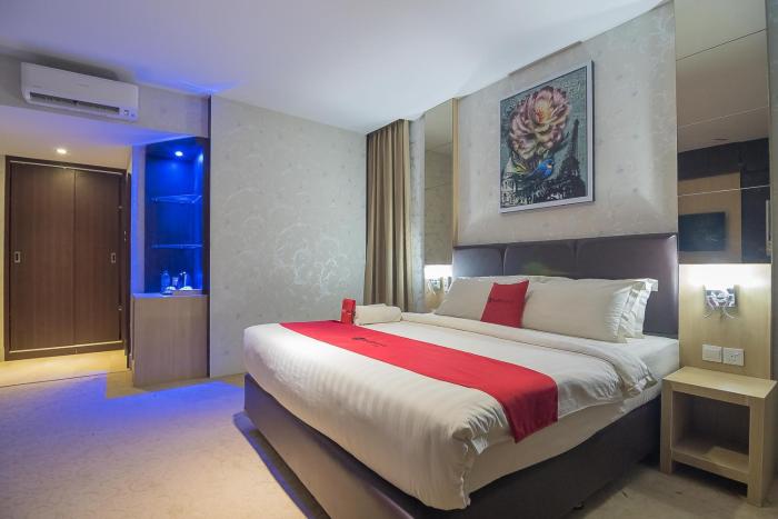 Reddoorz Premium Near Grand Batam Mall,Lubuk Baja>>Batam,3.5 star