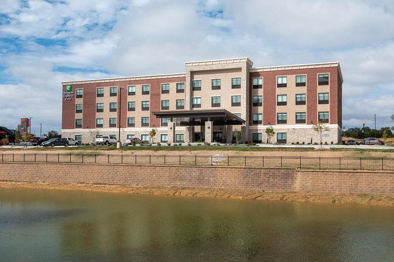 Holiday Inn Express And Suites Wentzville St Louis West