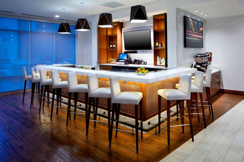 springhill suites by marriott columbus easton area