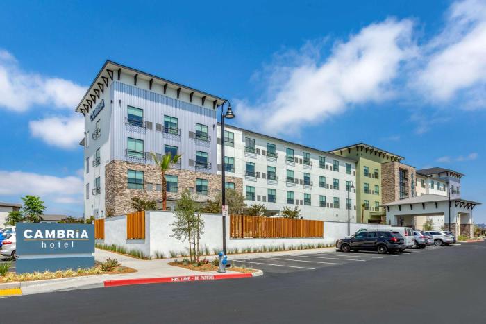 hotel centro sonoma wine country tapestry collection hilton