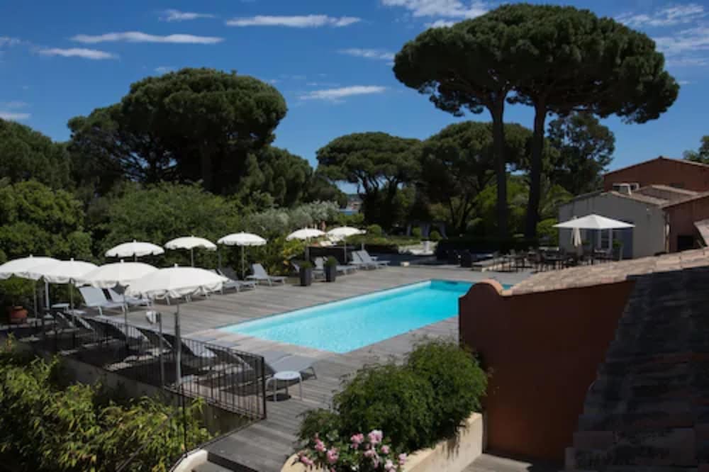 Les Capucines Saint Tropez,Grimaud>>Gassin,4 star