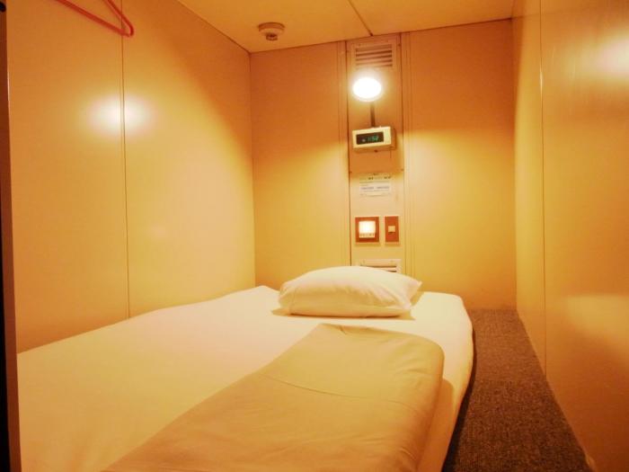 Capsule Hotel Block Room,Kawaguchi>>Akabane,2.5 star