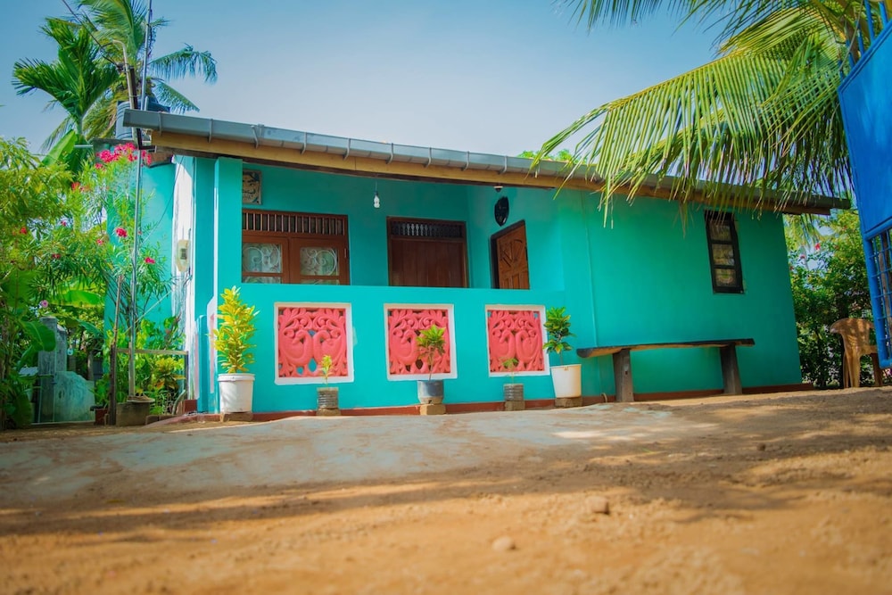 nilaveli beach inn