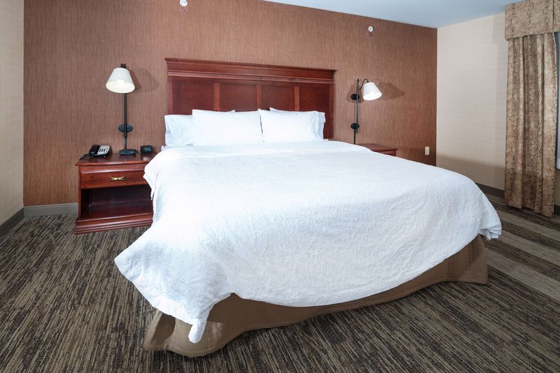 Hampton Inn & Suites Greensburg,Greensburg>>Decatur,2.5 star