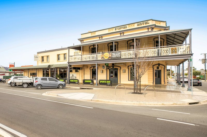 Nightcap At Exeter Hotel,Birkenhead>>Adelaide,3.5 star