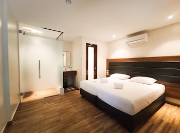 the hub district garden suites