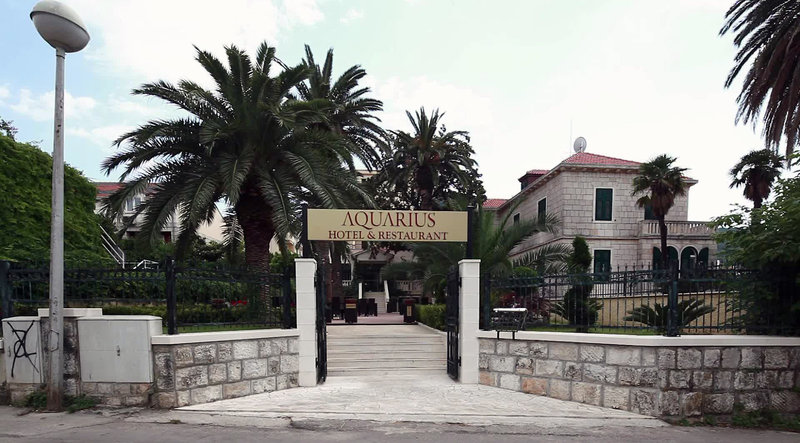 hotel aquarius