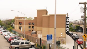 Hotel Mint Jfk Airport,Long Island>>Far Rockaway,2.5 star