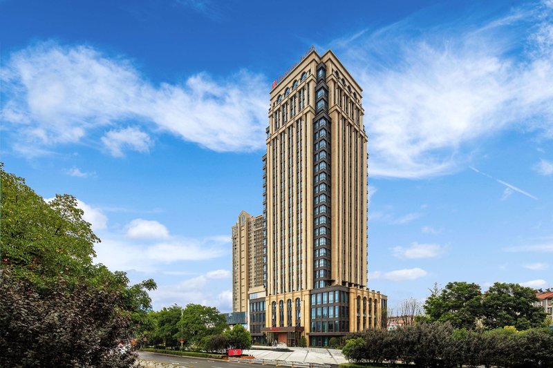 Ramada Plaza Wuhan Huangpi