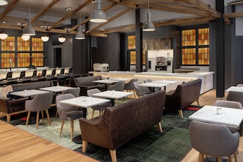 Canopy By Hilton Ithaca Downtown,Ithaca>>Finger Lakes Region,4 star