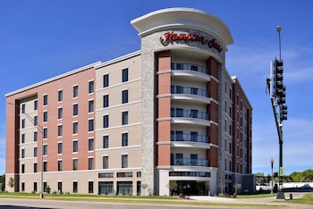 Hampton Inn Cedar Falls Downtown,Cedar Falls>>Black Hawk County,3 star