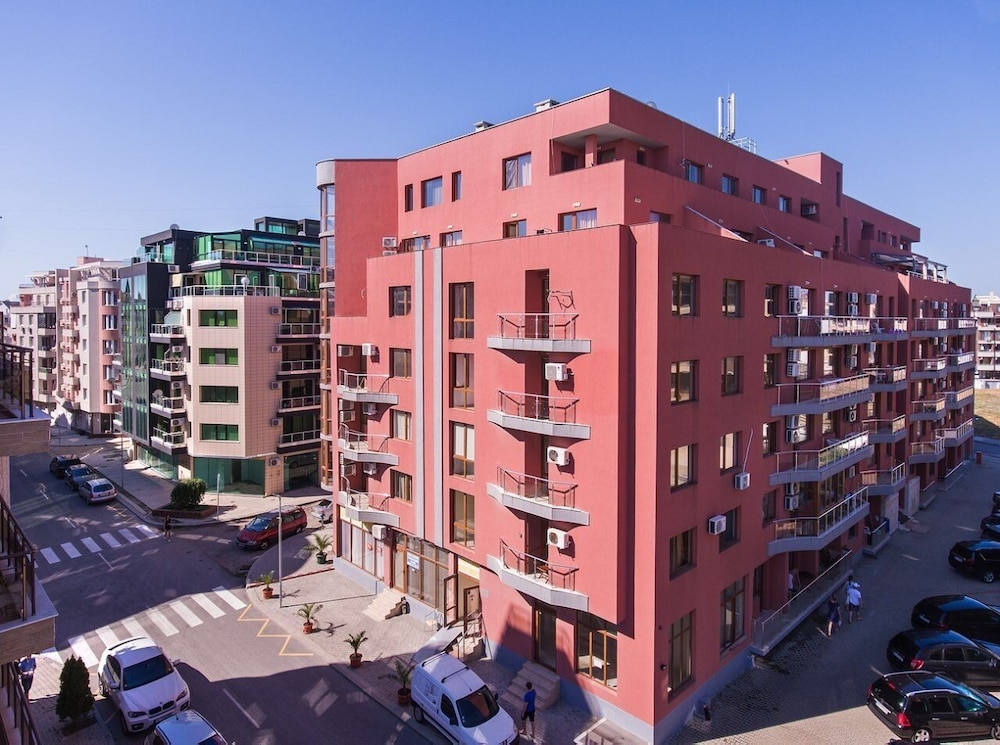 sea breeze pomorie