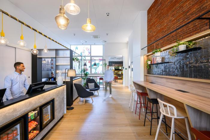 B&B Hotel Brussels Centre Gare Du Midi,Lower Town>>Brussels,3 star