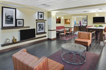 hampton inn hinesville