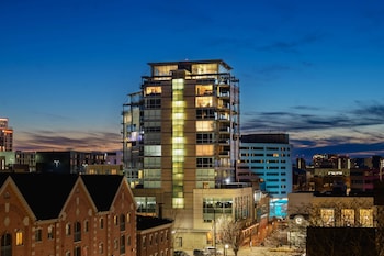 Hotelvetro Iowa City, Tapestry Collection By Hilton,Iowa City>>Iowa,3.5 star
