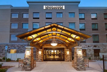 staybridge suites sterling heights detroit area an ihg hotel