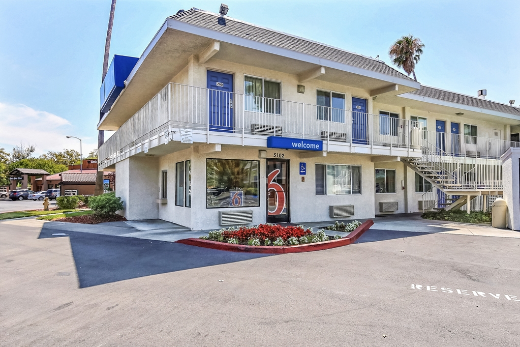 Motel 6 Pleasanton, Ca,Alameda County>>Alameda,2 star