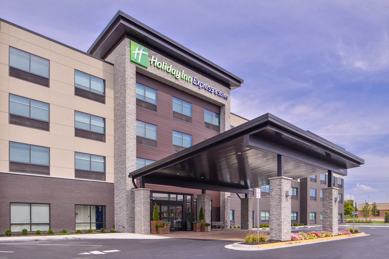 Holiday Inn Express & Suites Olathe West, An Ihg Hotel