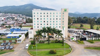 Holiday Inn Uruapan By Ihg,Uruapan>>Morelia,4 star