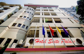 hotel suite palace