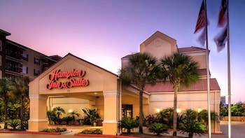 Hampton Inn & Suites Houston Medical Center Nrg Park,Downtown Houston>>Astrodome,3 star