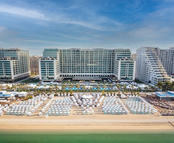 Hilton Dubai Palm Jumeirah,Dubai Coast>>Dubai,5 star