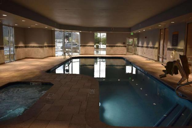 La Quinta Inn & Suites By Wyndham Flagstaff East I-40,Flagstaff>>Coconino County,2.5 star