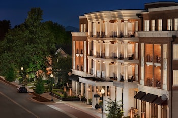 the harpeth franklin downtown curio collection by hilton