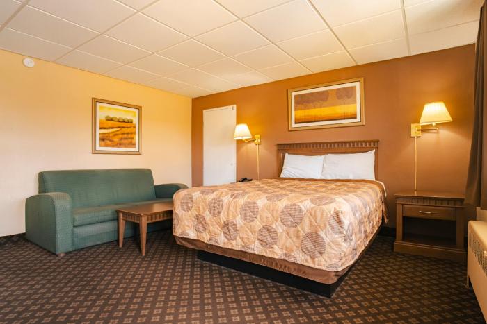 Fauld's Motel,Point Edward>>Lambton,2 star