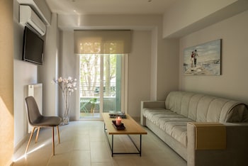 12 keys athens apartments