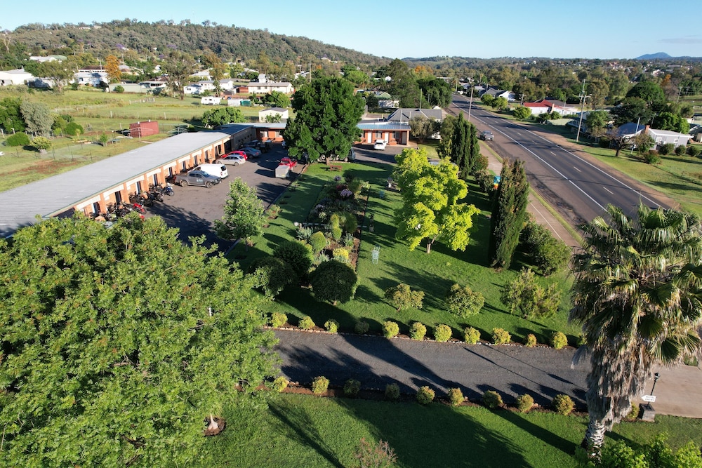 Quirindi Sunflower Motor Inn,New South Wales>>Liverpool,3.5 star
