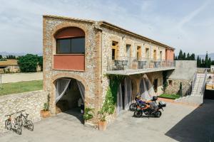 Cortijo Cal Rajoler,Girona>>Cabanes,2.5 star