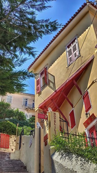 ilion hotel suites