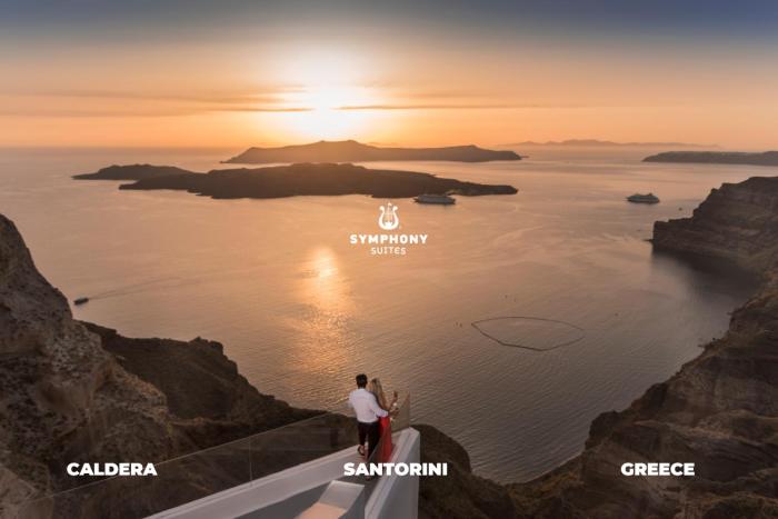 Symphony Suites,Megalochori>>Fira,3 star