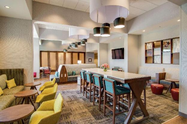 hampton inn and suites nashville north skyline