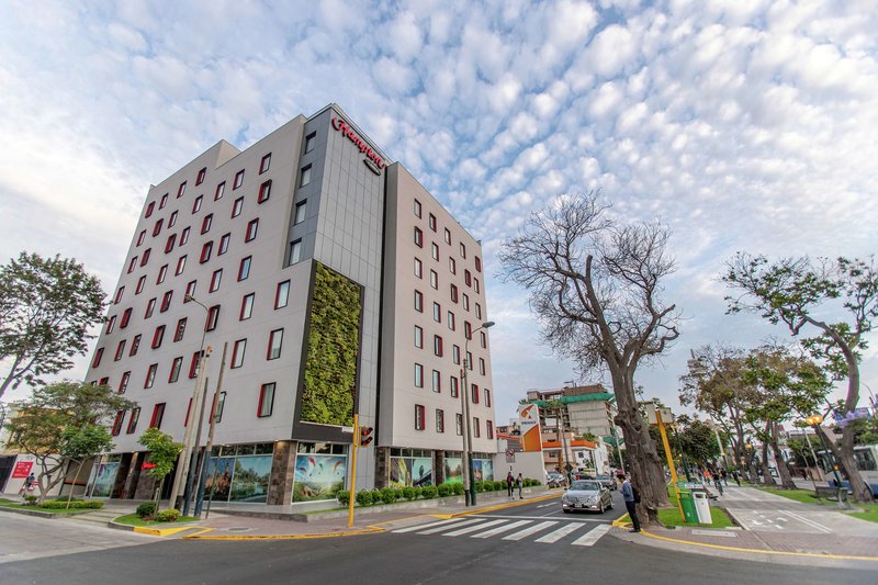 hampton by hilton lima san isidro
