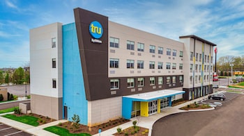 tru by hilton clarksville tn