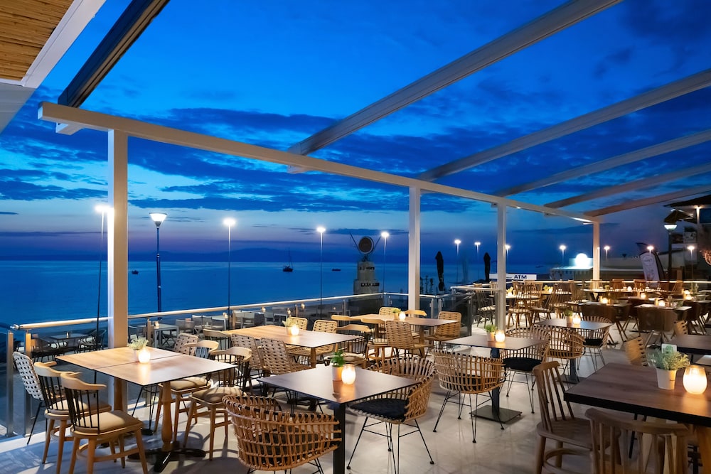 Sea Level Hotel,Kassandra>>Halkidiki,4 star