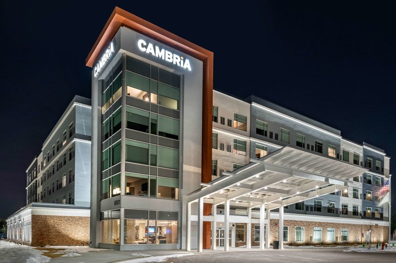 cambria hotel bloomington mall of america minneapolis airport