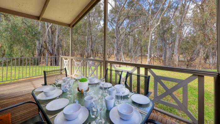 Deniliquin Riverside Caravan Park,Australia>>Deniliquin,1 star