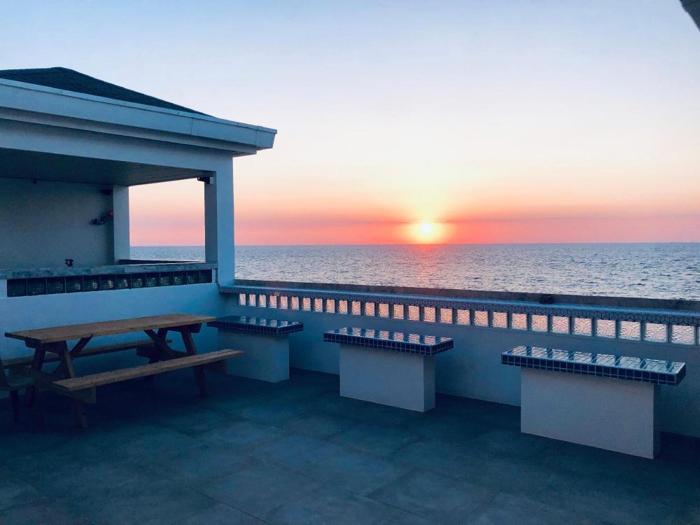 The Escape San Juan,,5 star