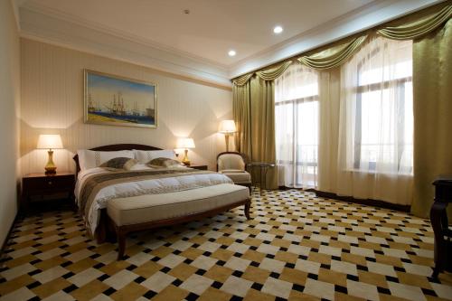 room-image