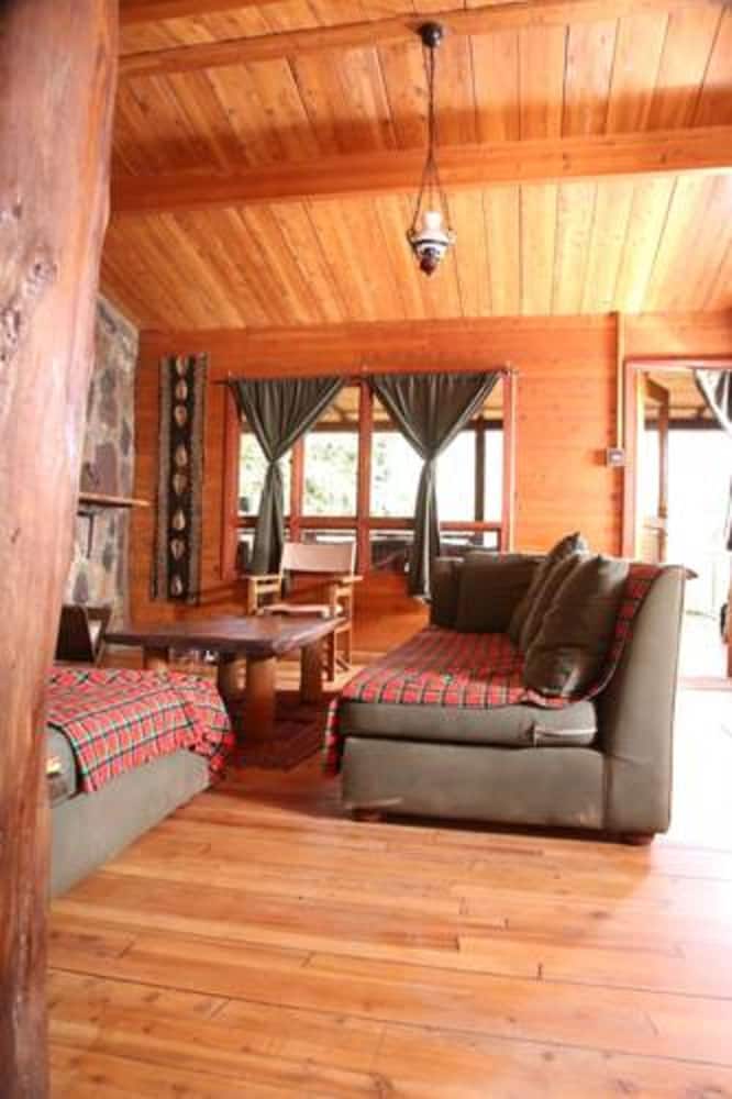 Kikopey Beach Camp,Plot 7803 Nakuru Nairobi Road Block 1 Kikopey 20116 Gilgil,2 star