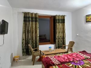 Wonderland Guest House,Opposite Naag Temple Patnitop 182142,2 star