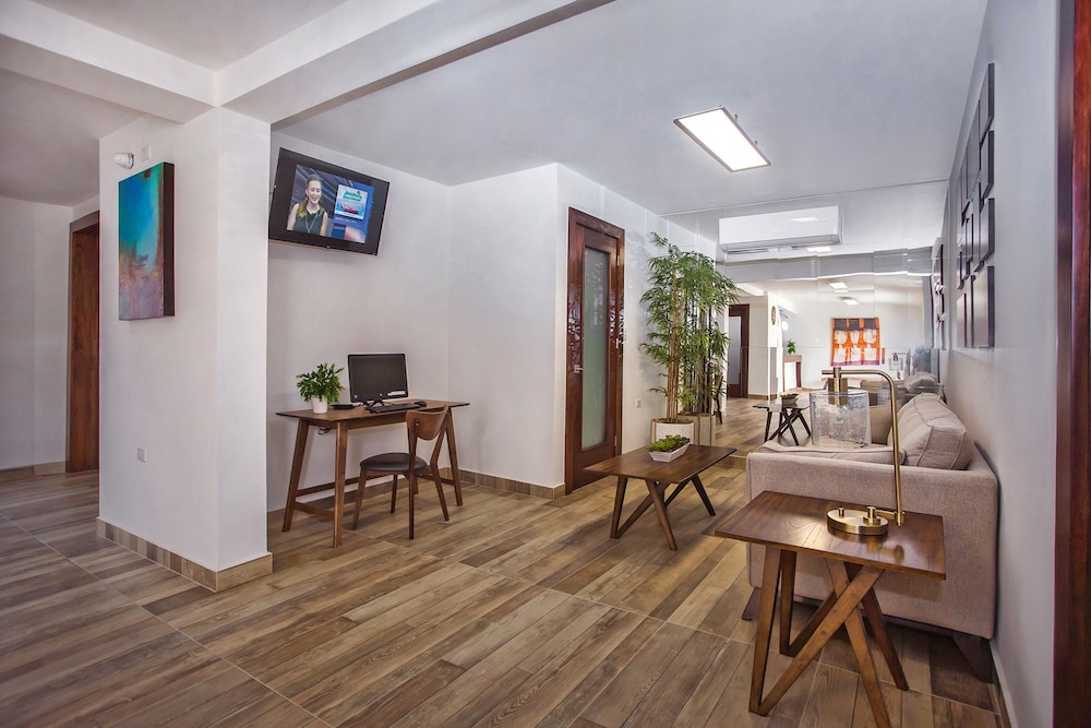 Hotel Elva,Carretera Intl Y Avenue 6 De Abril S/N 83630 Caborca,3 star