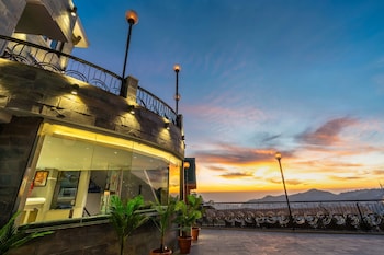 Sterling Legacy Shimla,The Mall Road,3 star