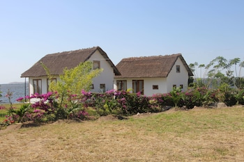 Papa's Cafe And Bungalows,1 Mainsprings Lane Mwanza,3.5 star