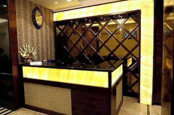 Hotel Golden Crown,C1/73 Nai Sarak Sheikh Saleem Gate Varanasi 221010,3 star