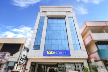 Fabhotel Prime Royal Castle,GANDHIPURAM,3 star